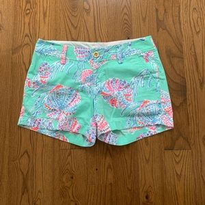 Lilly Pulitzer shorts size 2